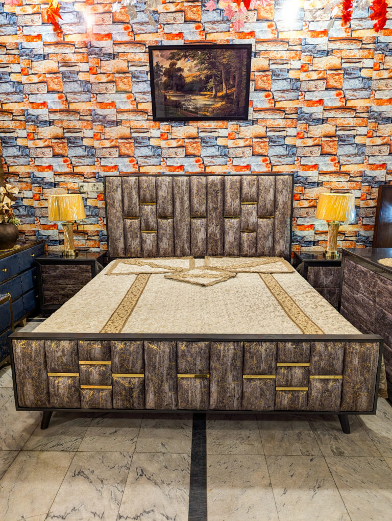 PXL_20241014_123648768.NIGHT