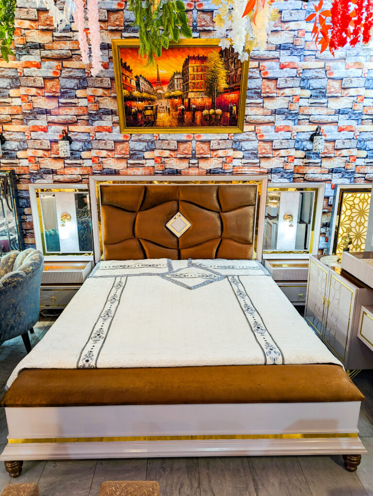 PXL_20241014_124136336.NIGHT