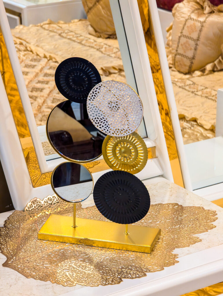 PXL_20241014_124544204.NIGHT