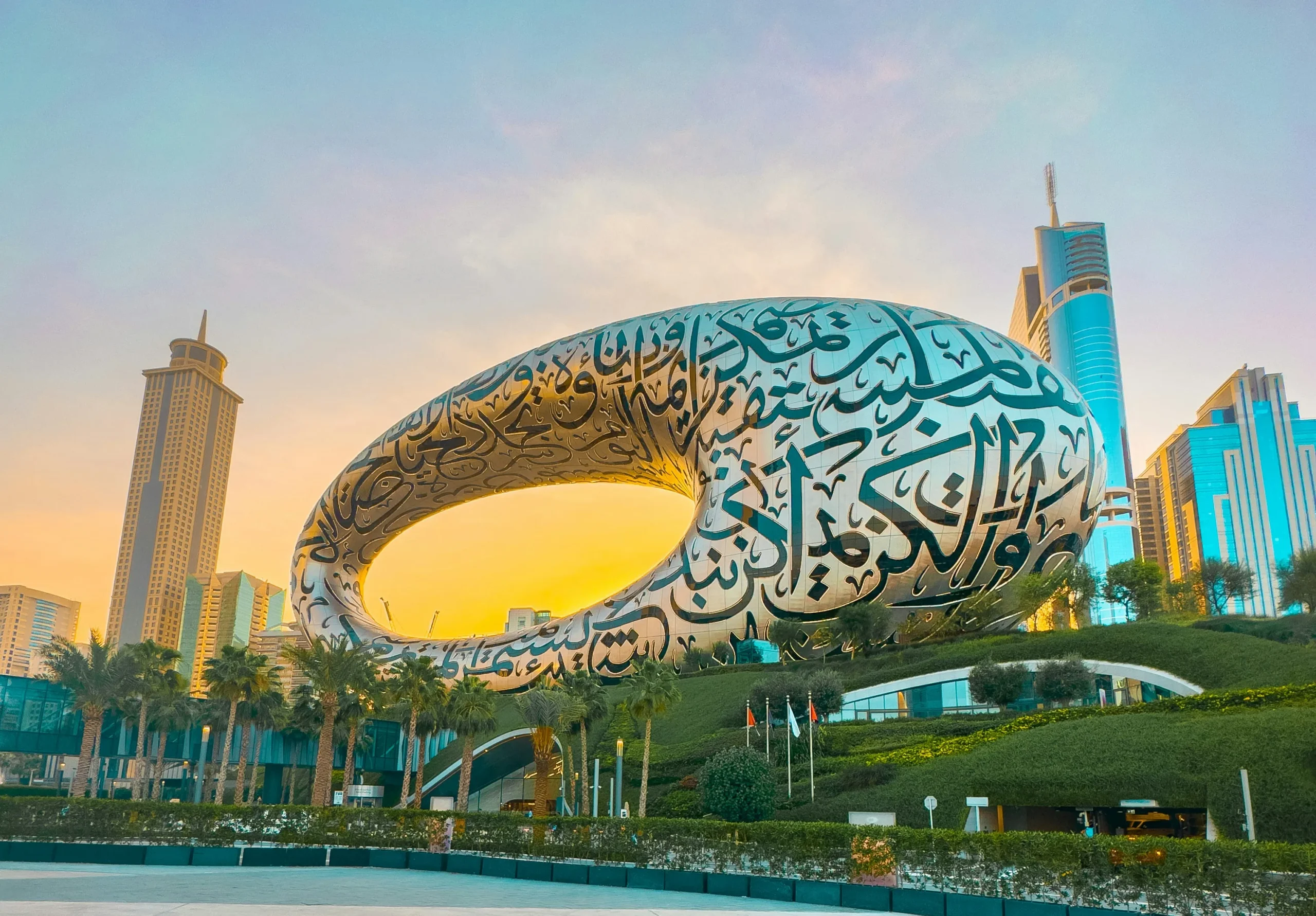 Eco-Friendly best tours in Dubai Practices